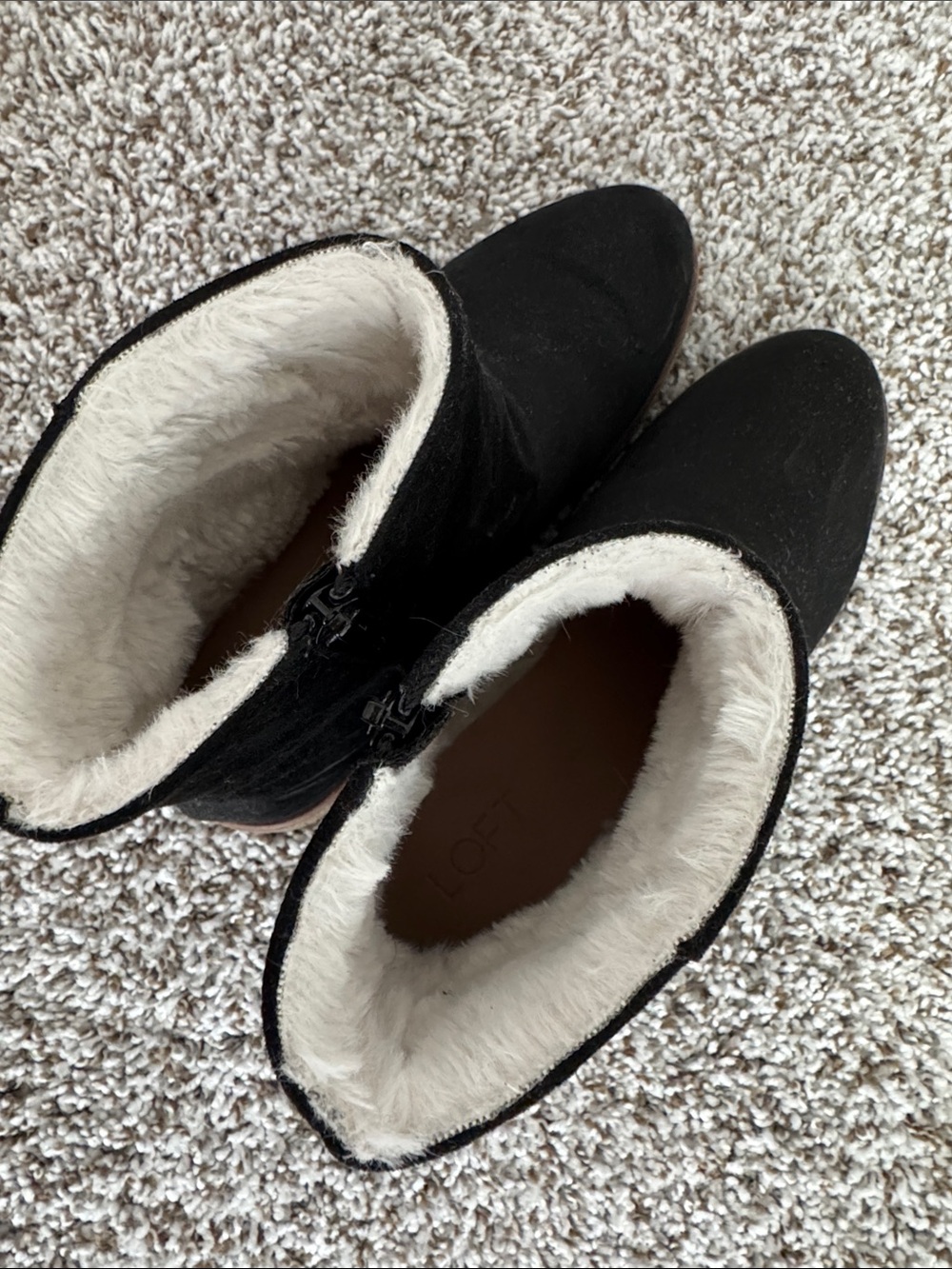 LOFT Women’s Faux Fur Side Zip Booties. - Picture 5 of 6